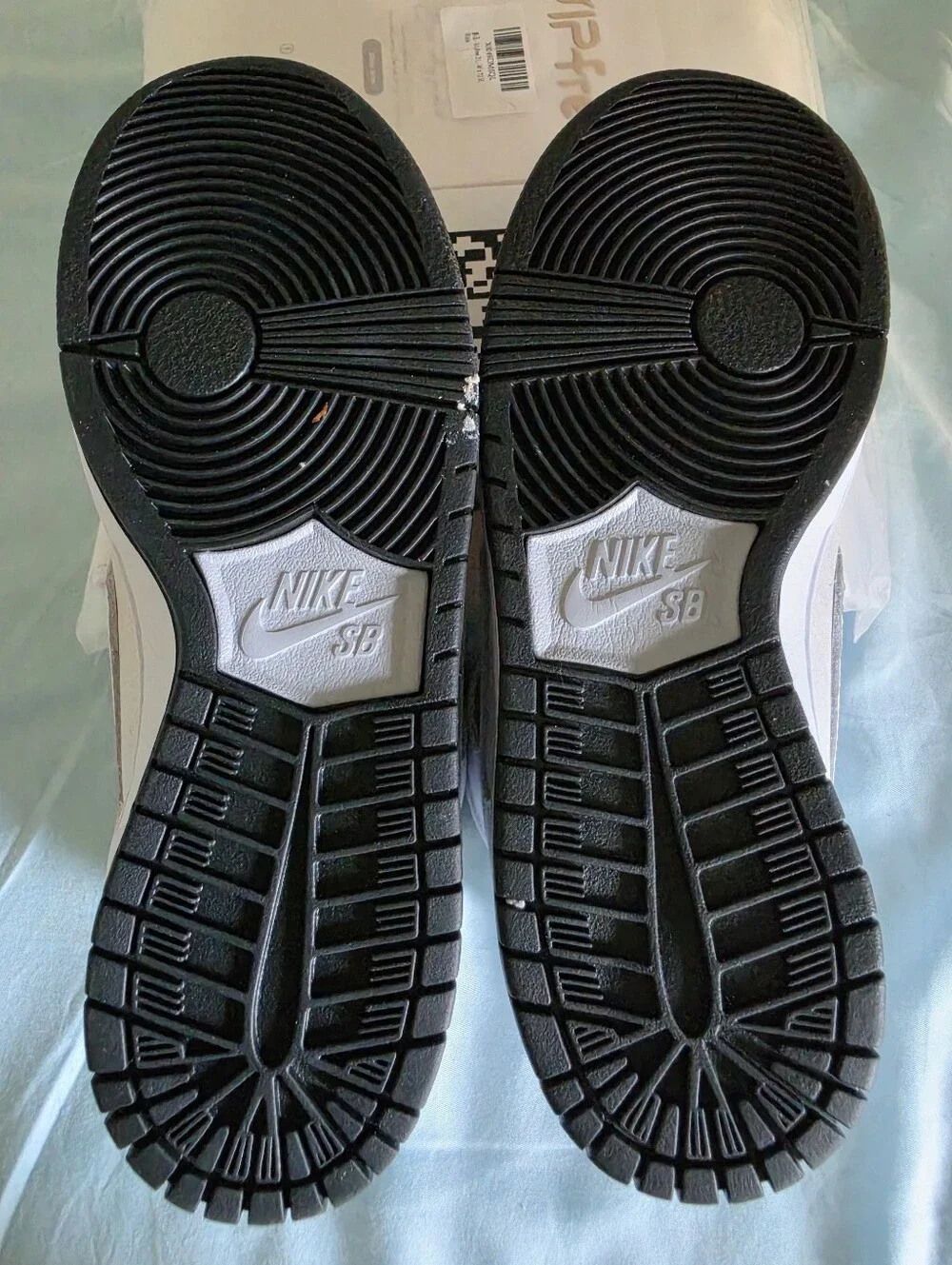 Nike FIRE! NWOB! SB Dunk High Antihero #HM5837 100 in Wolf Grey. Sz W8/M6.5 R2S!